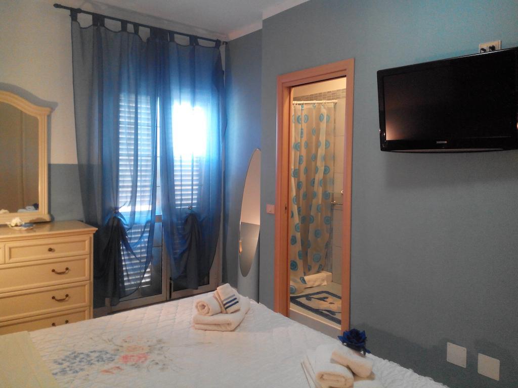 Bed and Breakfast Oasi Del Relax Civitavecchia Habitación foto
