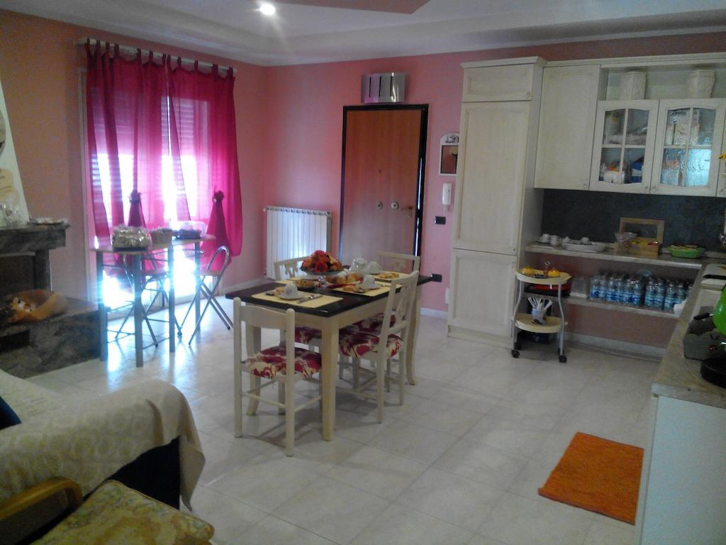Bed and Breakfast Oasi Del Relax Civitavecchia Habitación foto